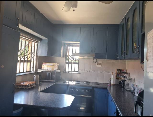 3 BEDROOM HOUSE FOR SALE IN FAIRLEIGH
